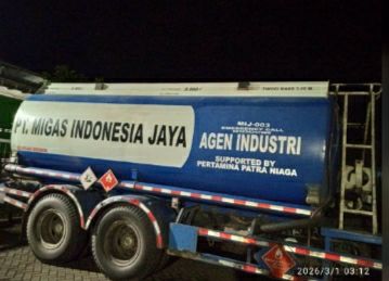 Pengurus PT Migas Indonesia Jaya Berbelit-belit Saat Dikonfirmasi Wartawan, Supir dan Kernet Diduga Mau Kencingkan BBM Solar Non Subsidi