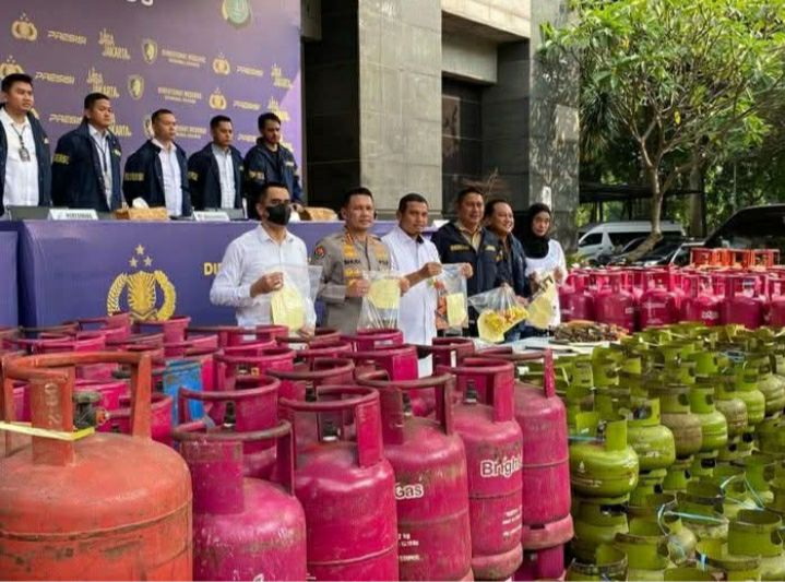 GEREBEK SINDIKAT OPLOKAN GAS SUBSIDI, POLDA METRO JAYA SITA 1.259 TABUNG & AMANKAN 11 TERSANGKA